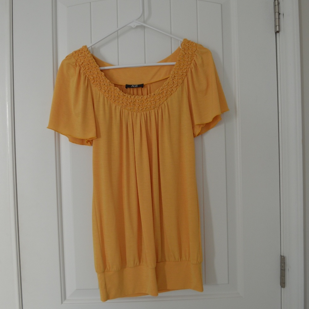 Yellow top